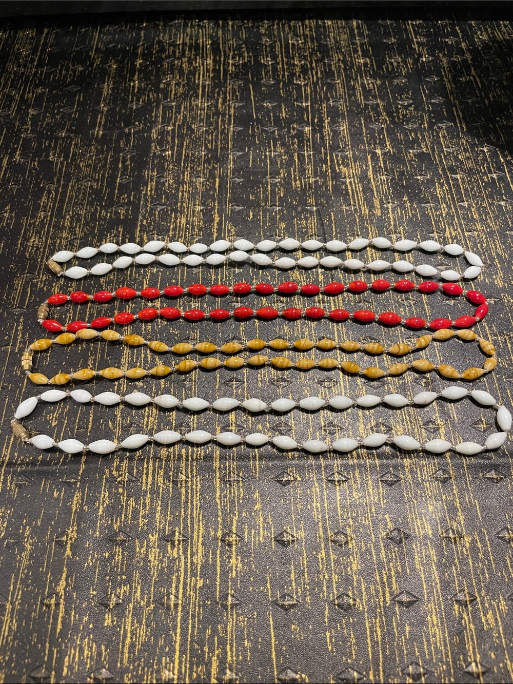 Bundle 4 VTG Glass Beaded Necklaces